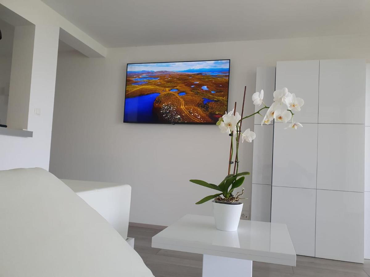 Jacuzzi Penthouse Apartment Matulji Bagian luar foto