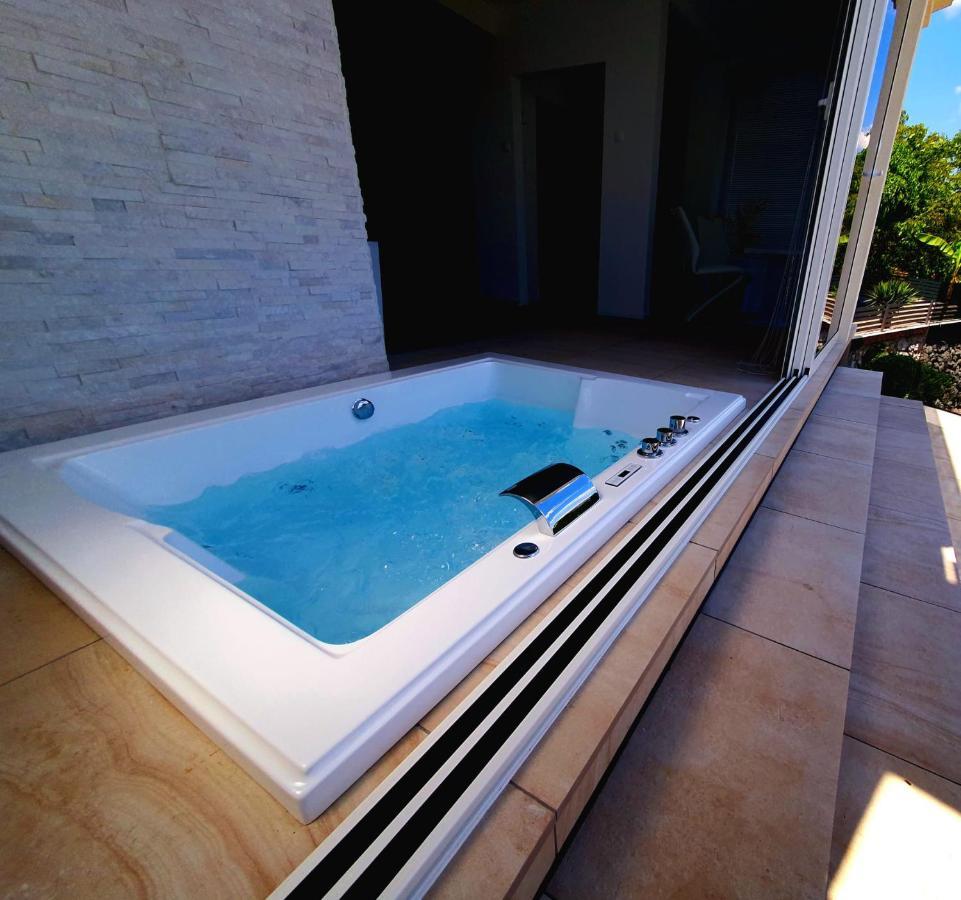 Jacuzzi Penthouse Apartment Matulji Bagian luar foto