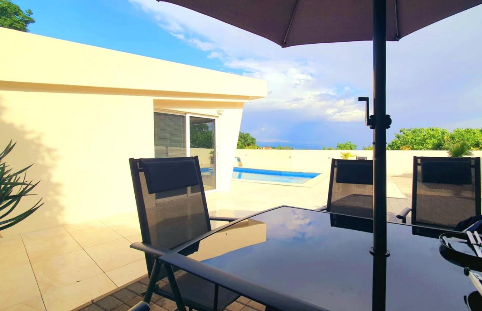 Jacuzzi Penthouse Apartment Matulji Bagian luar foto