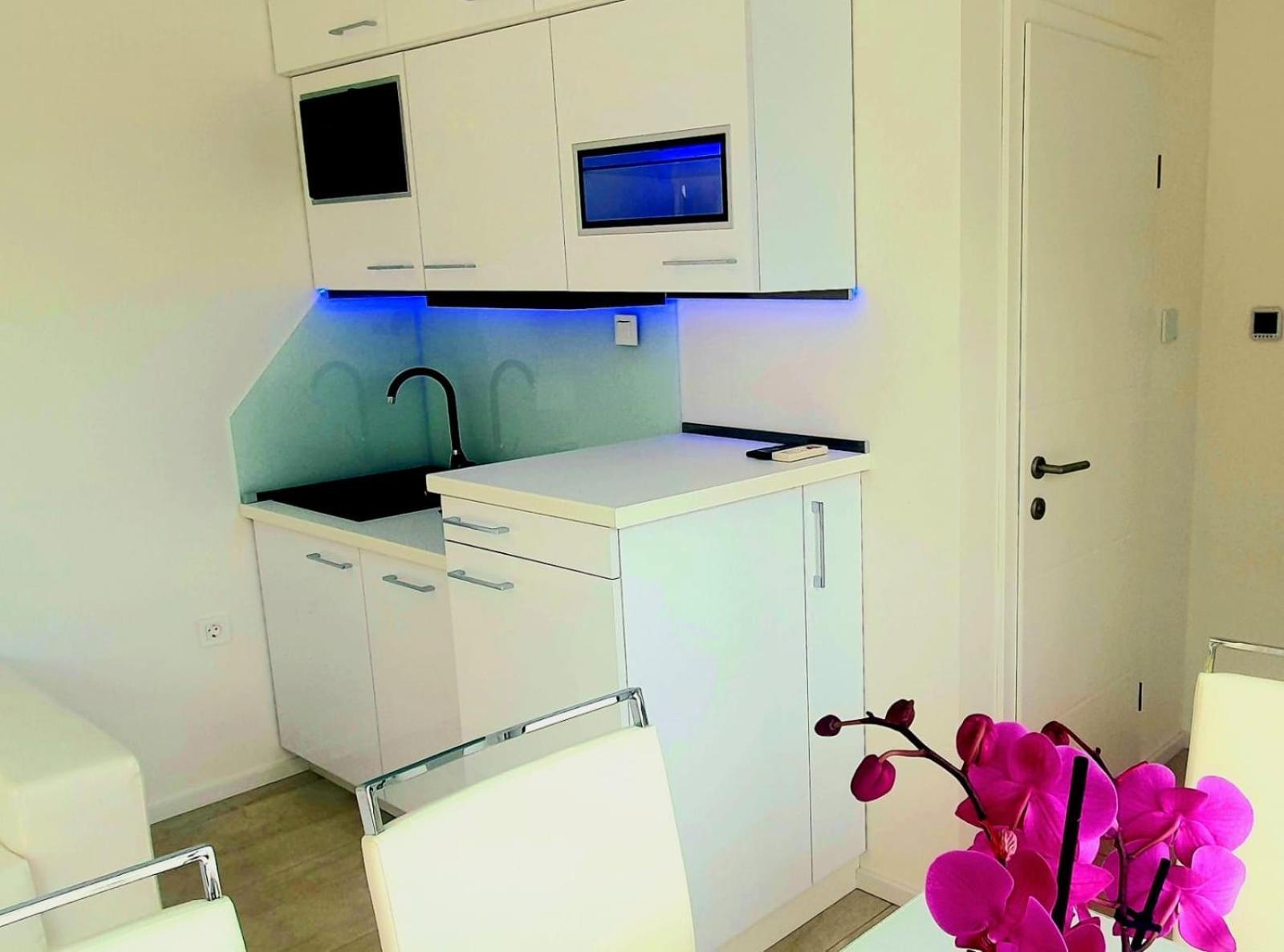 Jacuzzi Penthouse Apartment Matulji Bagian luar foto