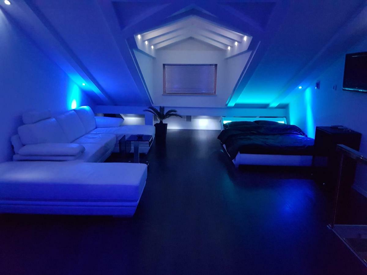 Jacuzzi Penthouse Apartment Matulji Bagian luar foto