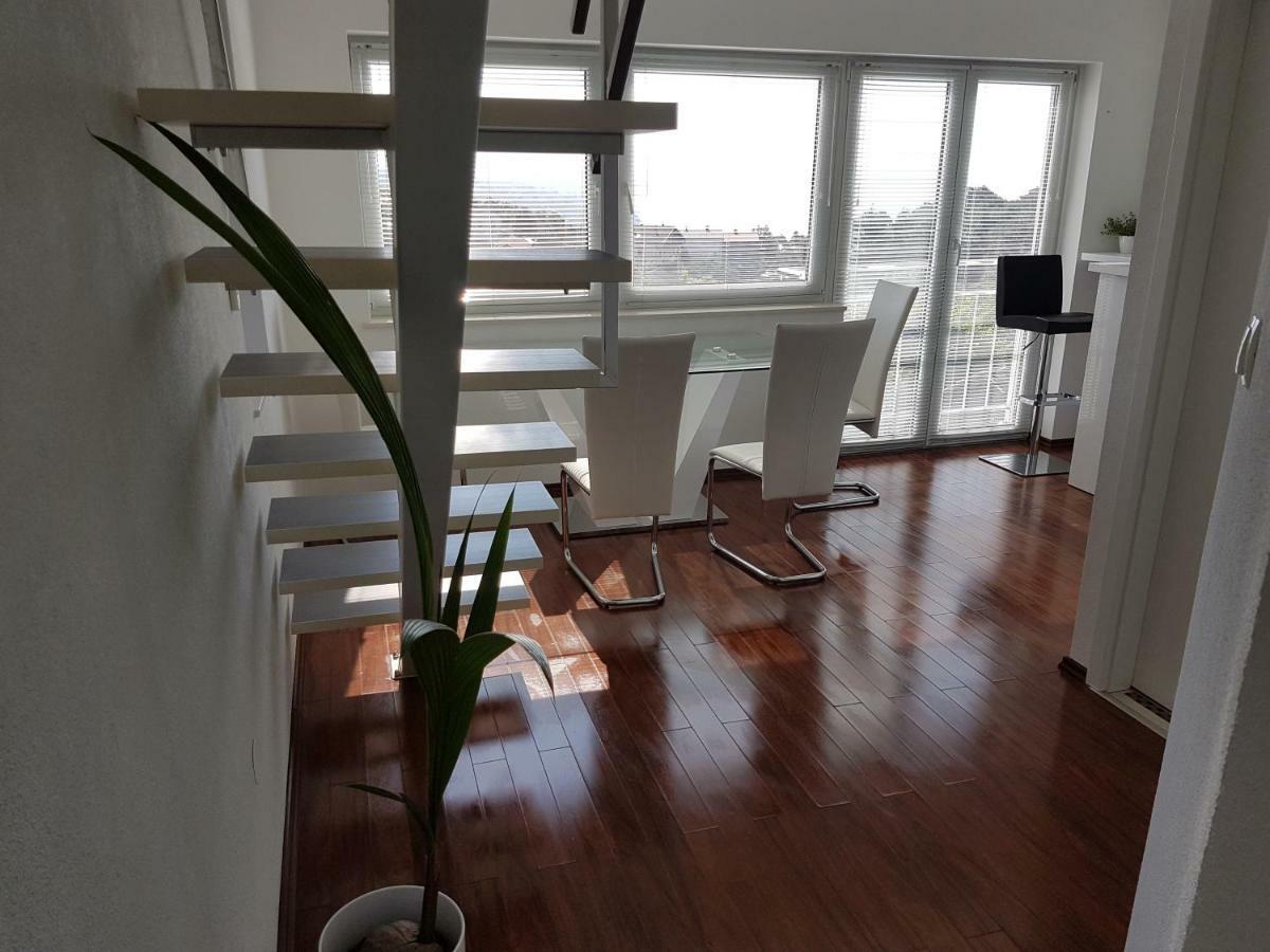 Jacuzzi Penthouse Apartment Matulji Bagian luar foto